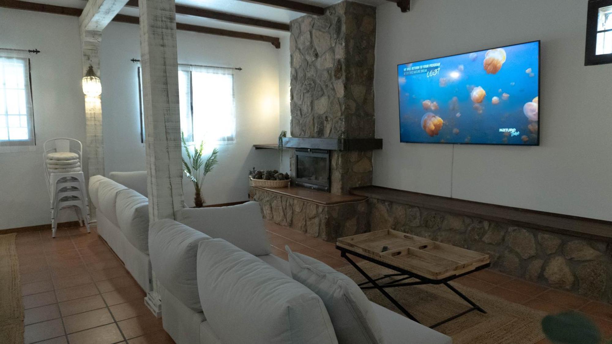 Casa Valdesanmartin - Country House, 10500Sqm, Pool, Paddel & Bbq El Tiemblo Εξωτερικό φωτογραφία